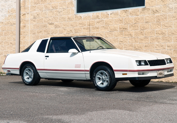 Images of Chevrolet Monte Carlo SS Aerocoupe 1987