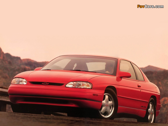 Photos of Chevrolet Monte Carlo 1995–99 (640 x 480)