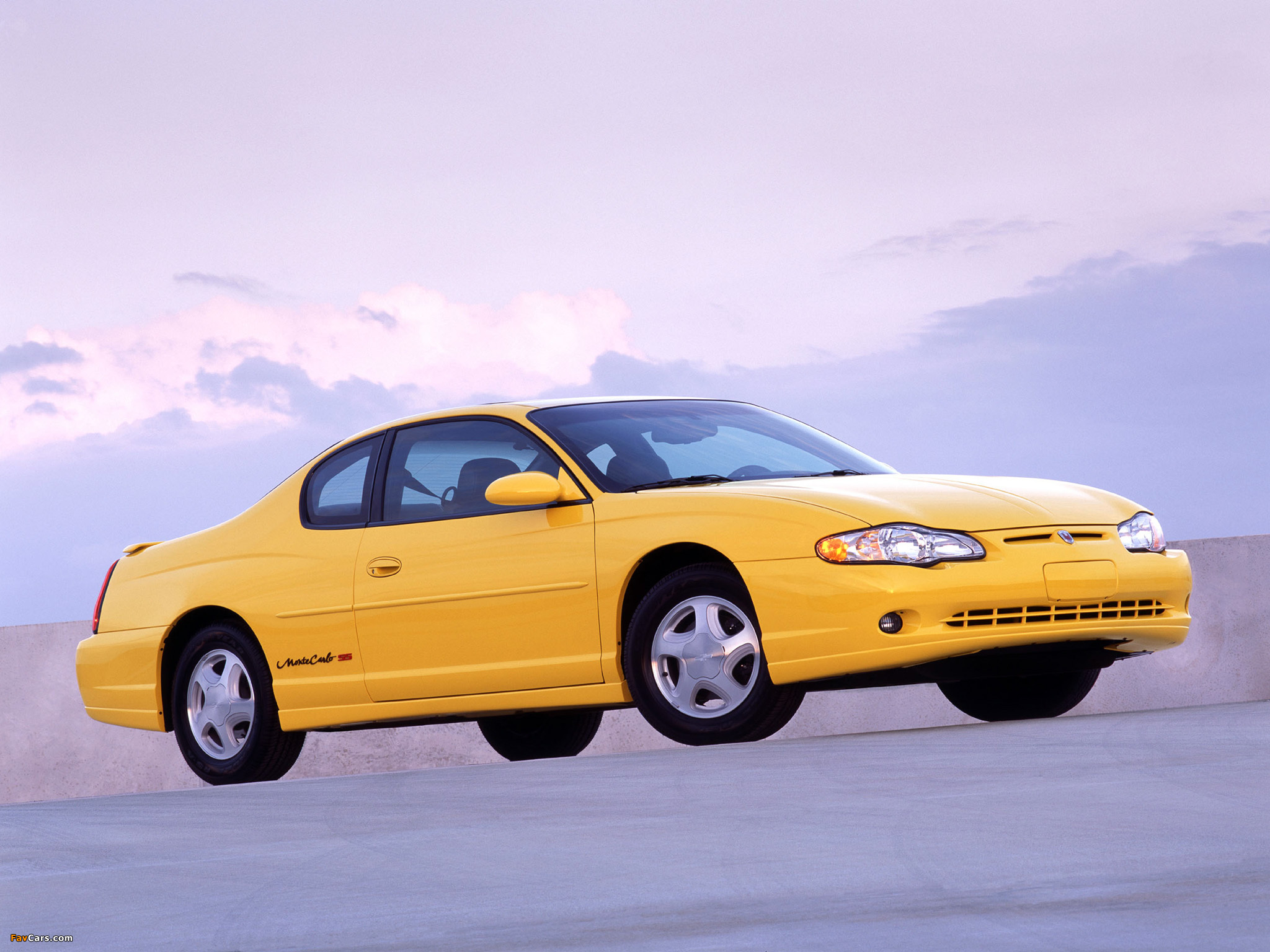 Photos of Chevrolet Monte Carlo SS 2000–05 (2048 x 1536)