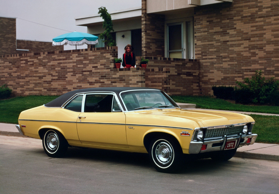 Photos of Chevrolet Nova Custom Coupe 1970–72