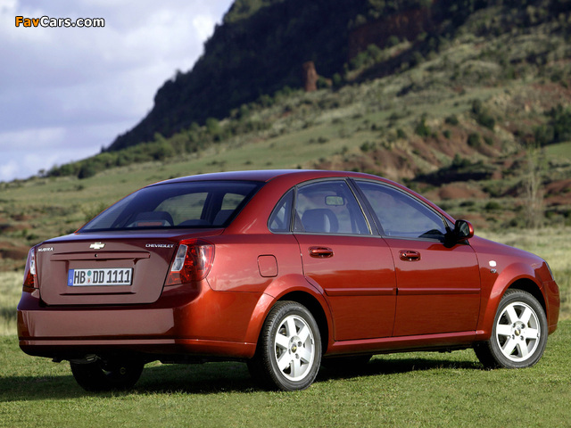 Images of Chevrolet Nubira Sedan 2004 (640 x 480)