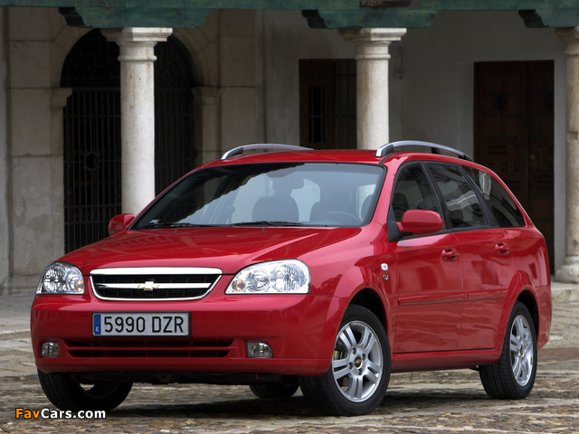 Pictures of Chevrolet Nubira Station Wagon 2004–09 (640 x 480)