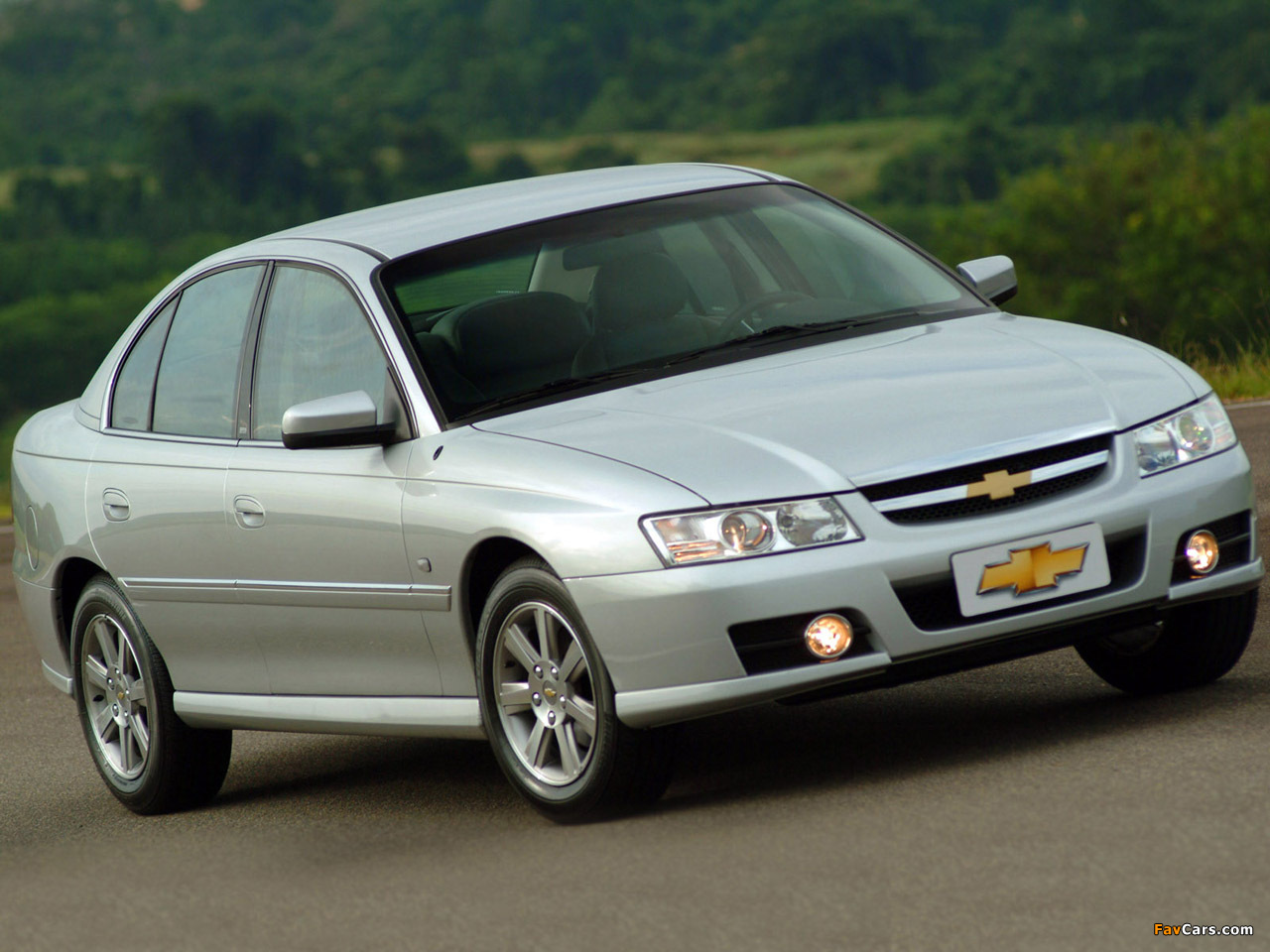 Photos of Chevrolet Omega (B) 2005–07 (1280 x 960)