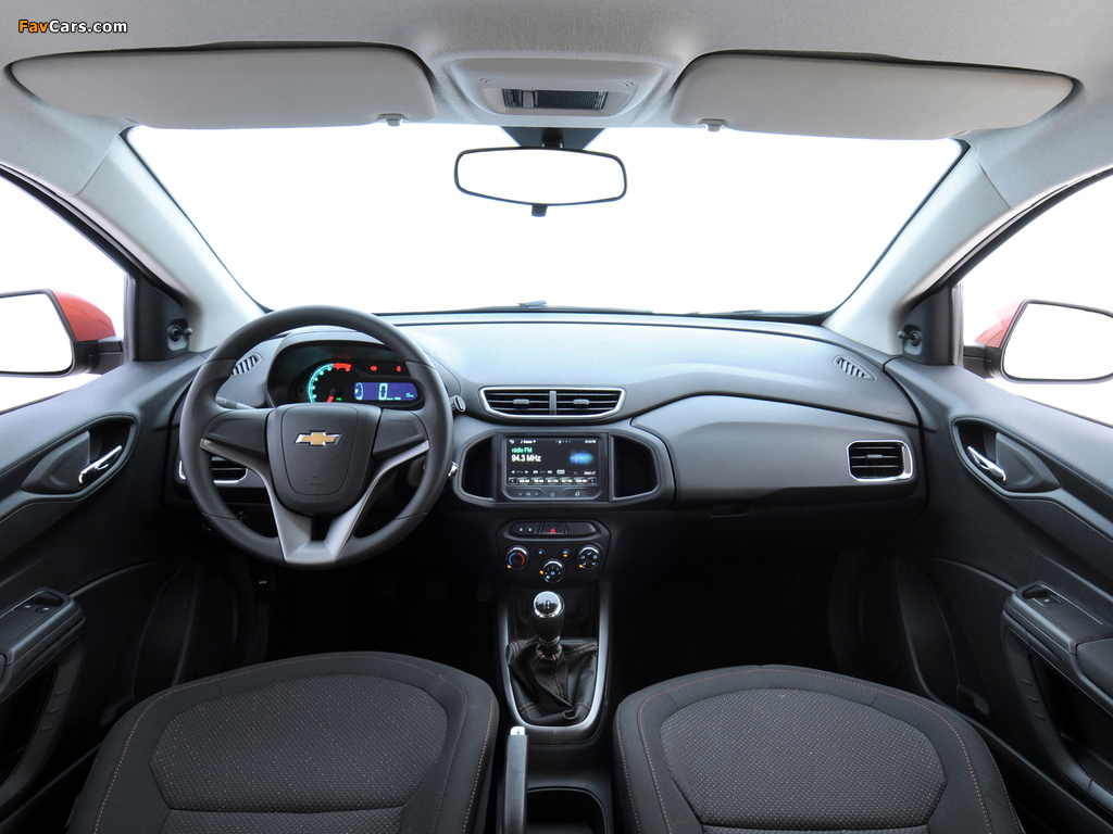 Images of Chevrolet Onix 2012 (1024 x 768)