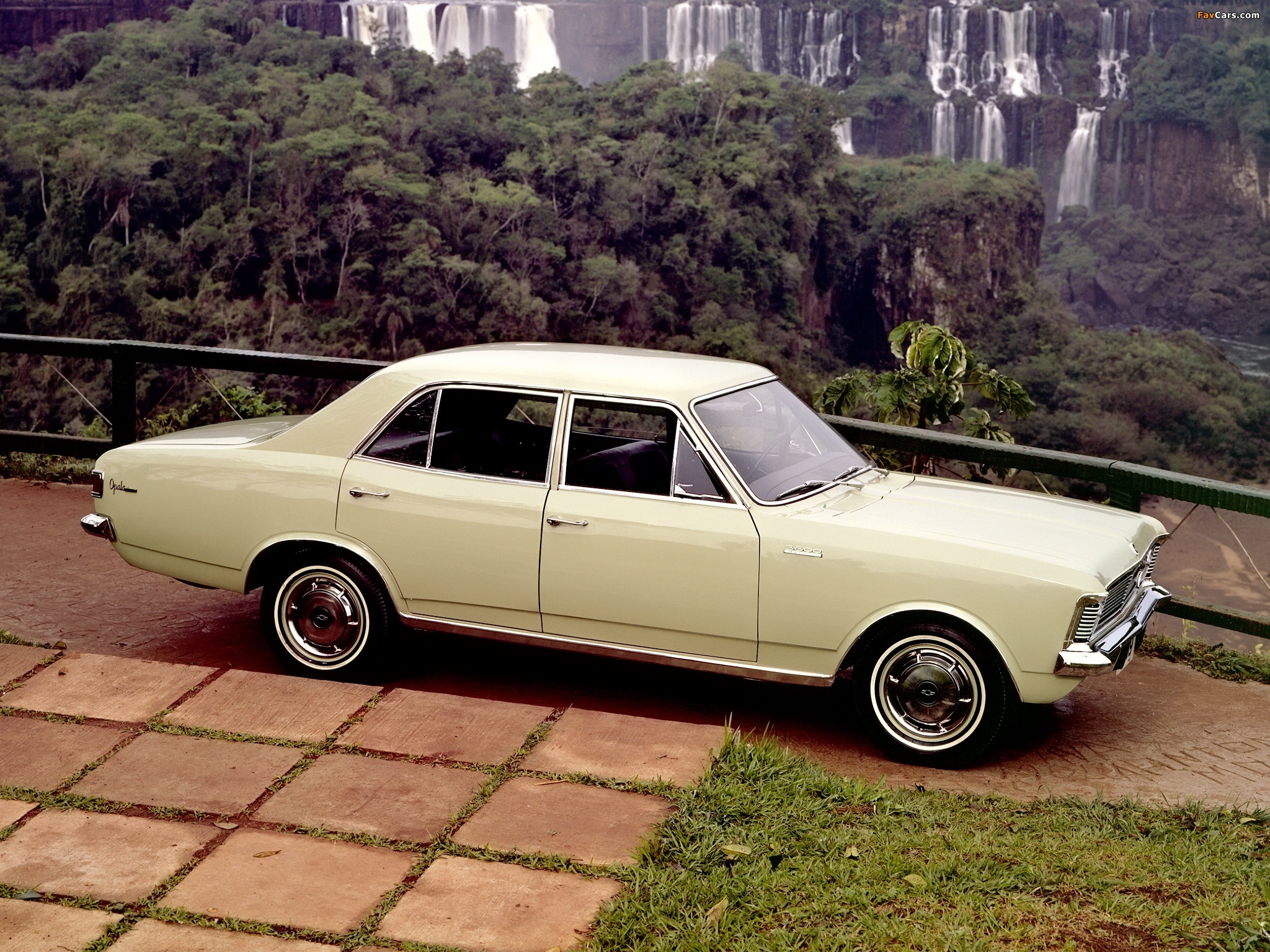 Chevrolet Opala 4-door 1969–75 wallpapers (2048 x 1536)