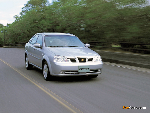 Chevrolet Optra Sedan 2003–04 pictures (640 x 480)