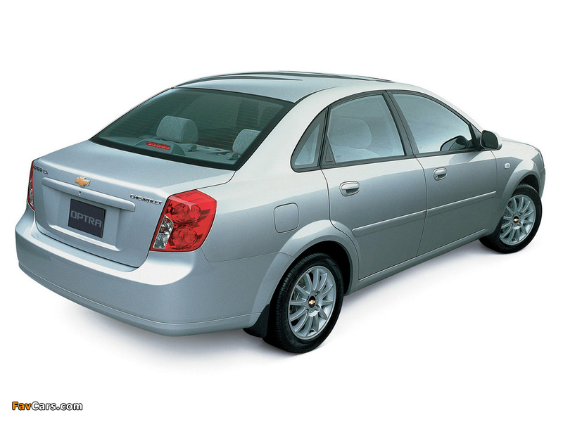 Chevrolet Optra Sedan 2003–04 wallpapers (800 x 600)