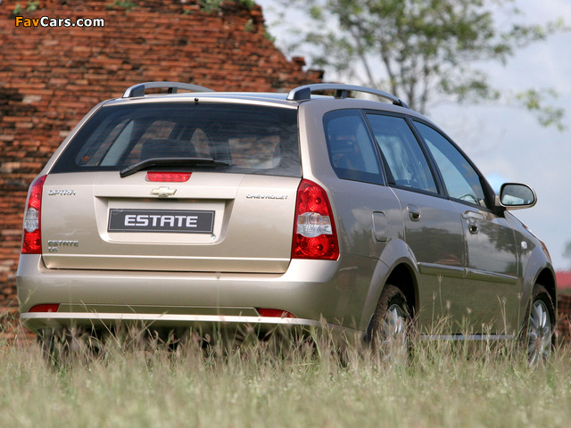 Chevrolet Optra Estate IN-spec 2004–07 images (640 x 480)