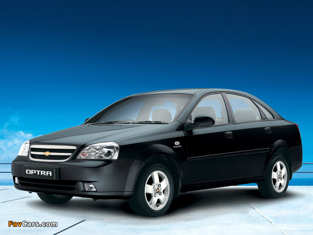 Chevrolet Optra Sedan IN-spec 2004–07 photos (640 x 480)