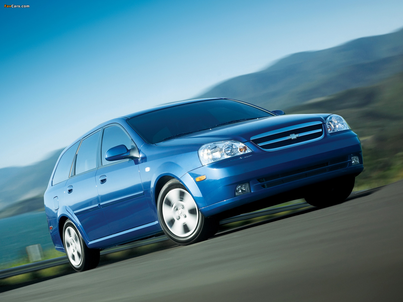 Chevrolet Optra Wagon 2005 wallpapers (1600 x 1200)