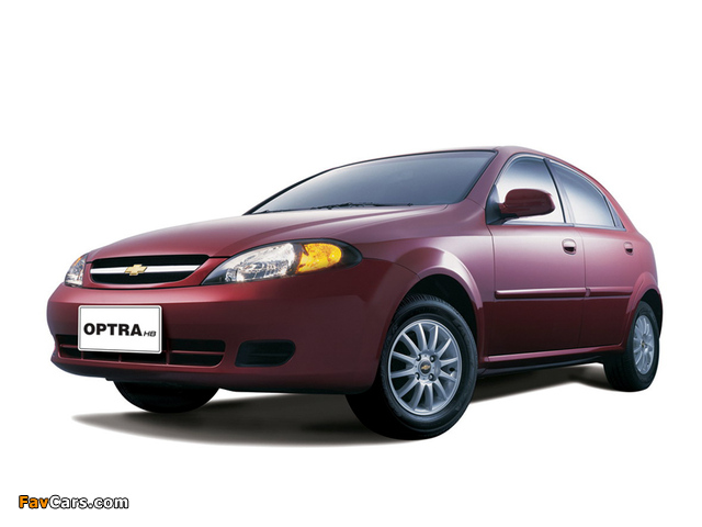 Photos of Chevrolet Optra5 2004–08 (640 x 480)