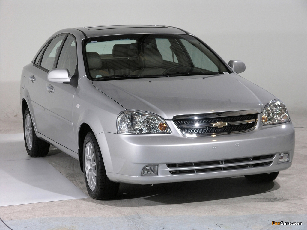 Pictures of Chevrolet Optra Sedan 2004 (1024 x 768)