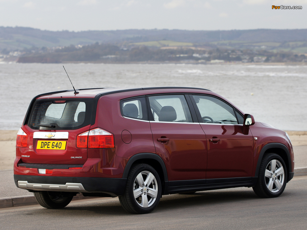 Photos of Chevrolet Orlando UK-spec 2010 (1024 x 768)