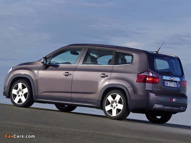 Pictures of Chevrolet Orlando 2010 (640 x 480)