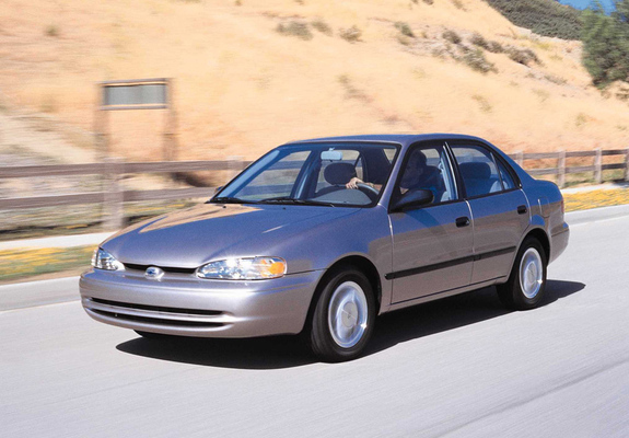 Photos of Chevrolet Prizm 1998–2002