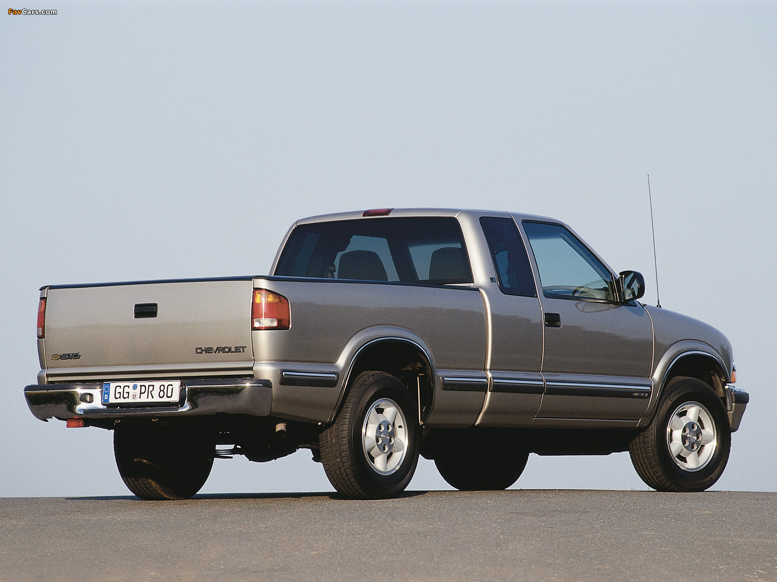 Chevrolet S-10 Extended Cab EU-spec 1998–2003 pictures (1600 x 1200)