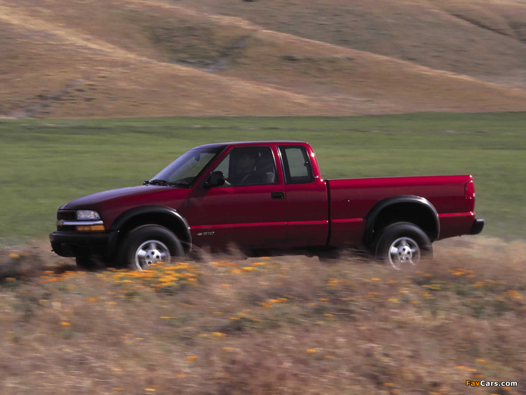 Chevrolet S-10 ZR2 Extended Cab 1998–2003 wallpapers (1024 x 768)