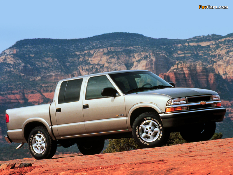 Chevrolet S-10 Crew Cab 2001–04 pictures (800 x 600)