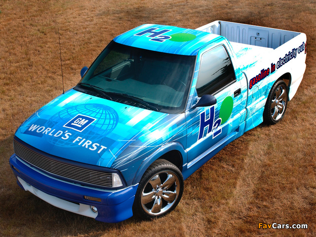Chevrolet S-10 Gasoline-Fed Fuel Cell Vehicle 2002 wallpapers (640 x 480)