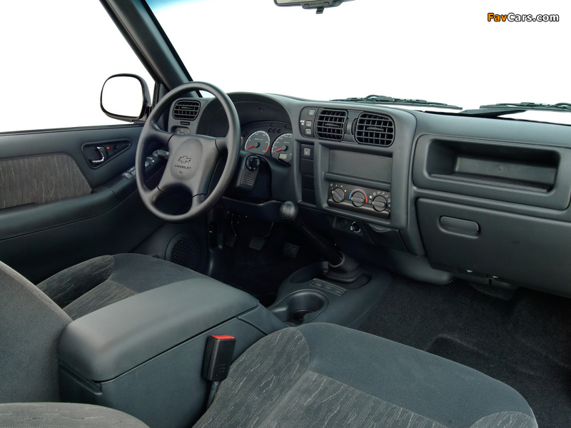 Chevrolet S-10 Crew Cab BR-spec 2005–08 photos (800 x 600)