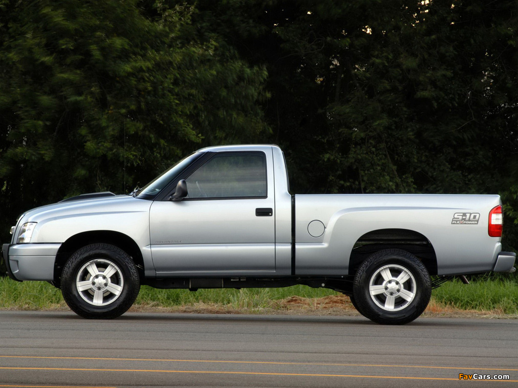 Images of Chevrolet S-10 Regular Cab BR-spec 2008–12 (1024 x 768)