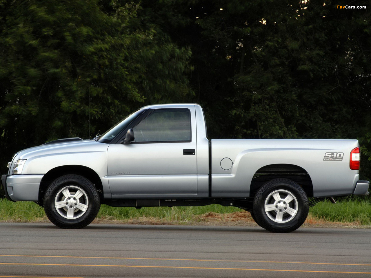 Images of Chevrolet S-10 Regular Cab BR-spec 2008–12 (1280 x 960)