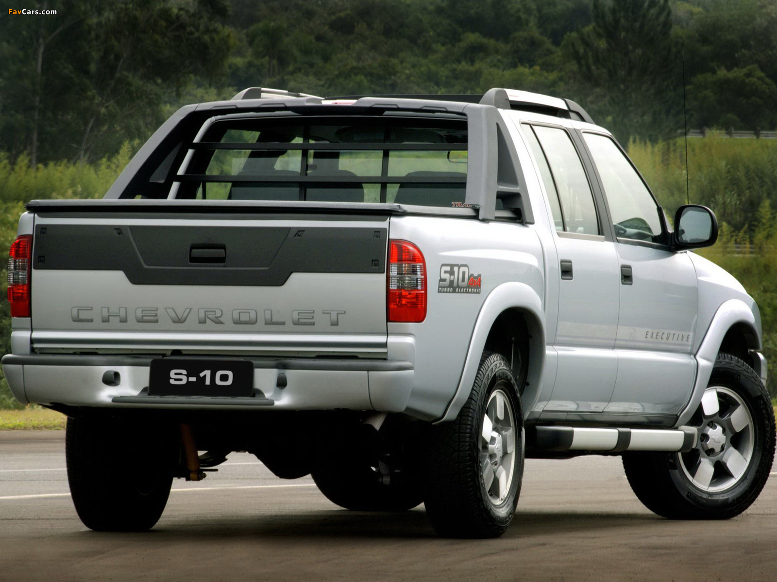 Images of Chevrolet S-10 Crew Cab BR-spec 2008–12 (1600 x 1200)