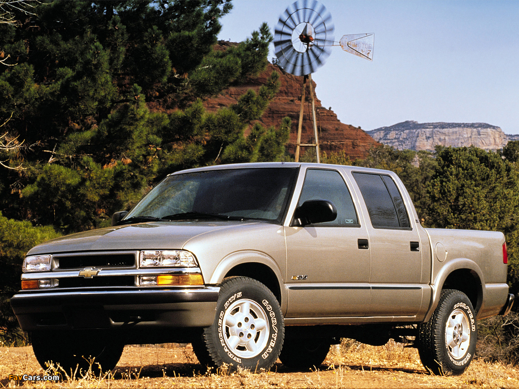 Pictures of Chevrolet S-10 Crew Cab 2001–04 (1024 x 768)