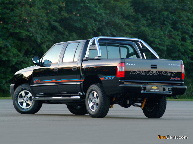 Pictures of Chevrolet S-10 Crew Cab BR-spec 2005–08 (640 x 480)