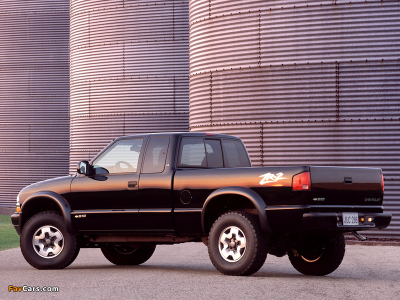 Chevrolet S-10 ZR2 Extended Cab 1998–2003 wallpapers (800 x 600)