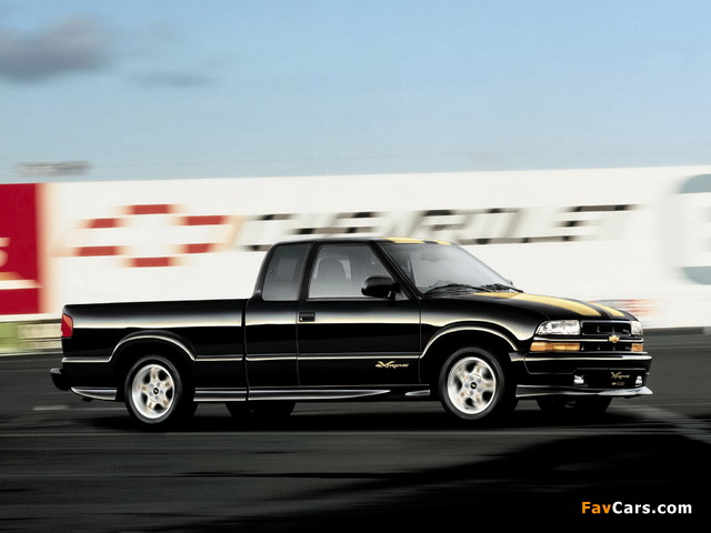 Chevrolet S-10 Xtreme Extended Cab 2001–04 wallpapers (640 x 480)