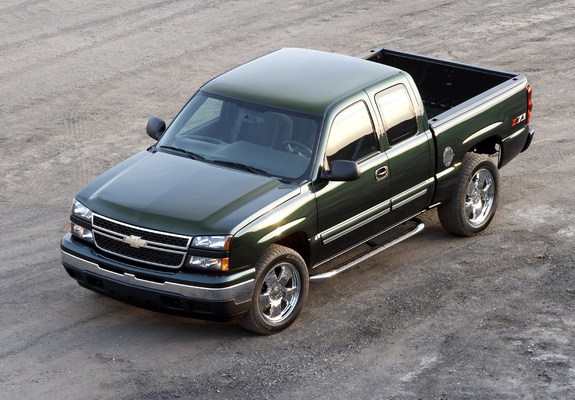 Chevrolet Silverado Z71 Extended Cab 2002–07 images