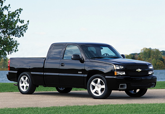 Chevrolet Silverado SS Extended Cab 2002–07 photos