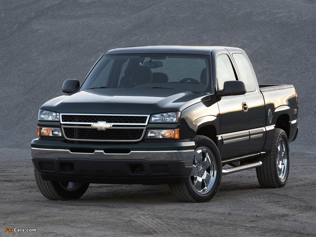 Chevrolet Silverado Extended Cab 2002–06 pictures (1024 x 768)