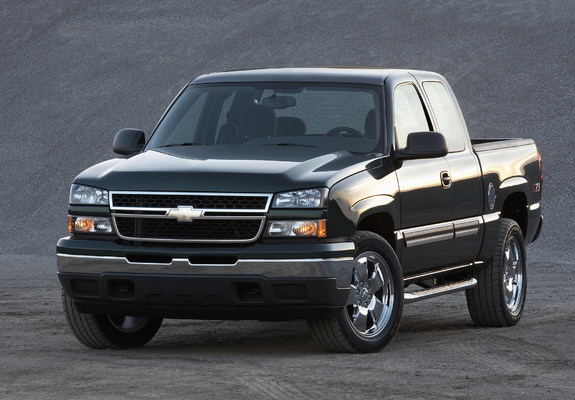 Chevrolet Silverado Extended Cab 2002–06 pictures