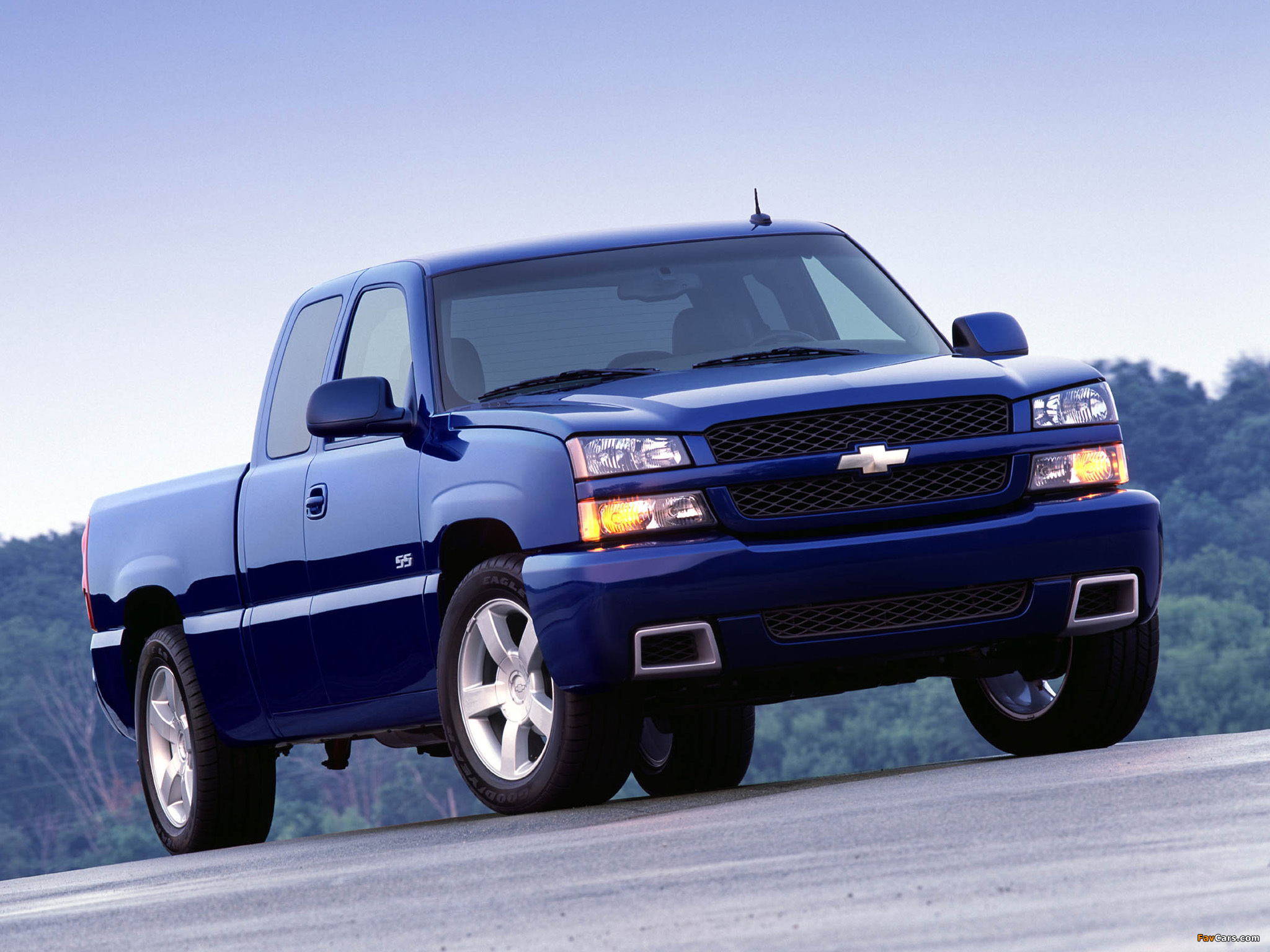 Chevrolet Silverado SS Extended Cab 2002–07 pictures (2048 x 1536)