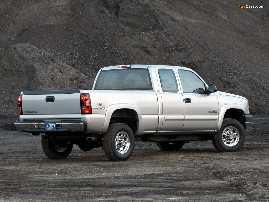 Chevrolet Silverado 2500 HD Extended Cab 2002–07 wallpapers (1024 x 768)