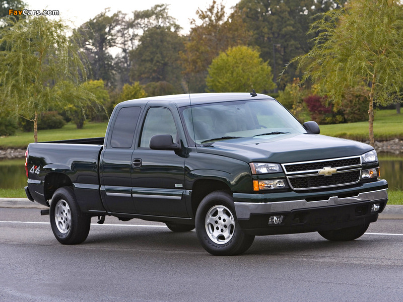 Chevrolet Silverado Hybrid Extended Cab 2004–07 images (800 x 600)