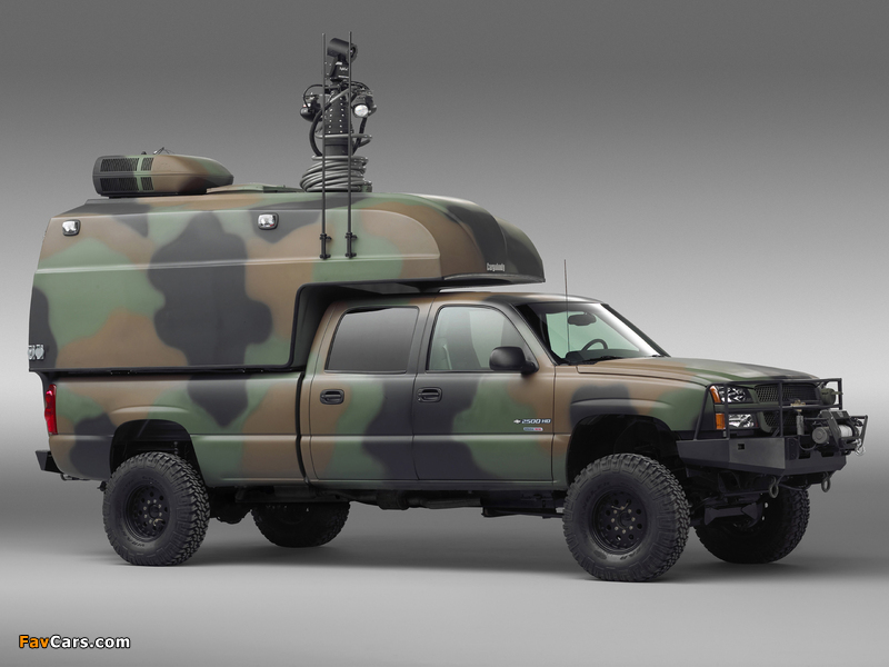 Chevrolet Silverado Military Vehicle 2004–06 pictures (800 x 600)