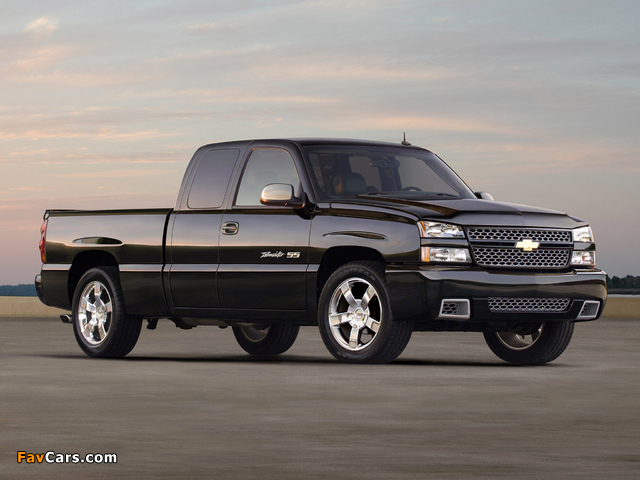 Chevrolet Silverado SS Intimidator Limited Edition 2006 pictures (640 x 480)