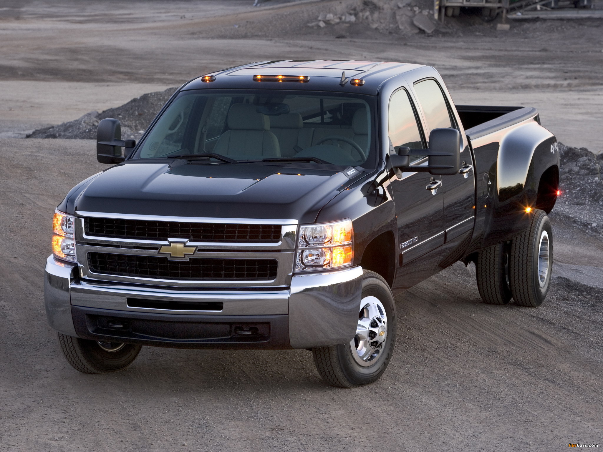 Chevrolet Silverado 3500 HD Crew Cab 2007–10 photos (2048 x 1536)