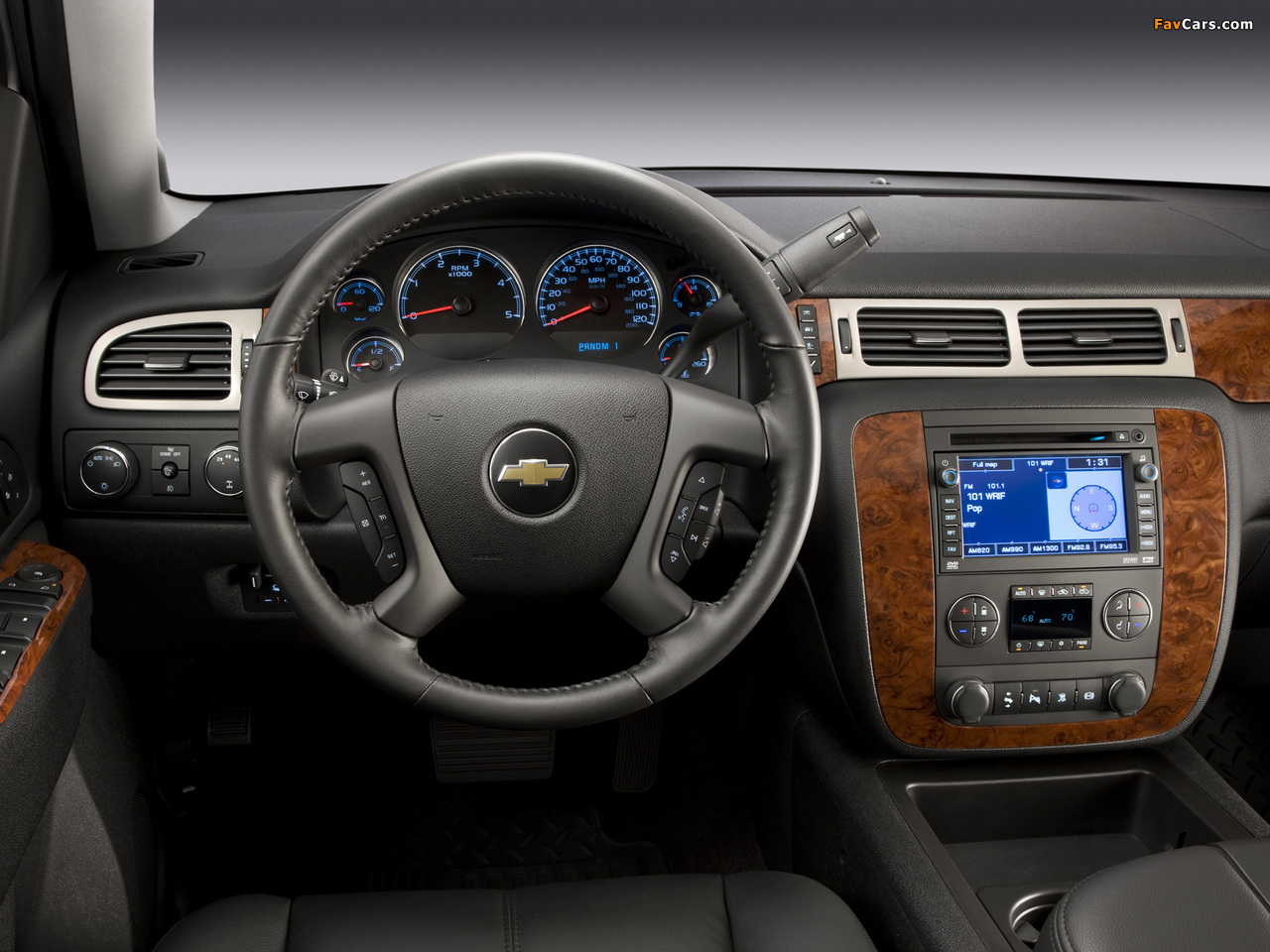 Chevrolet Silverado 2500 HD Z71 Crew Cab 2010–13 images (1280 x 960)