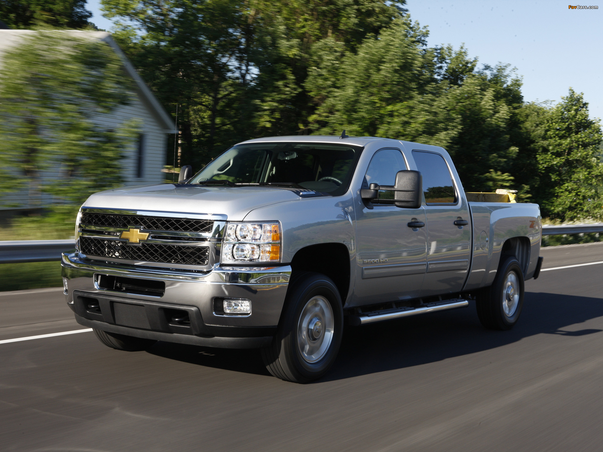 Chevrolet Silverado 3500 HD Crew Cab 2010–13 wallpapers (2048 x 1536)