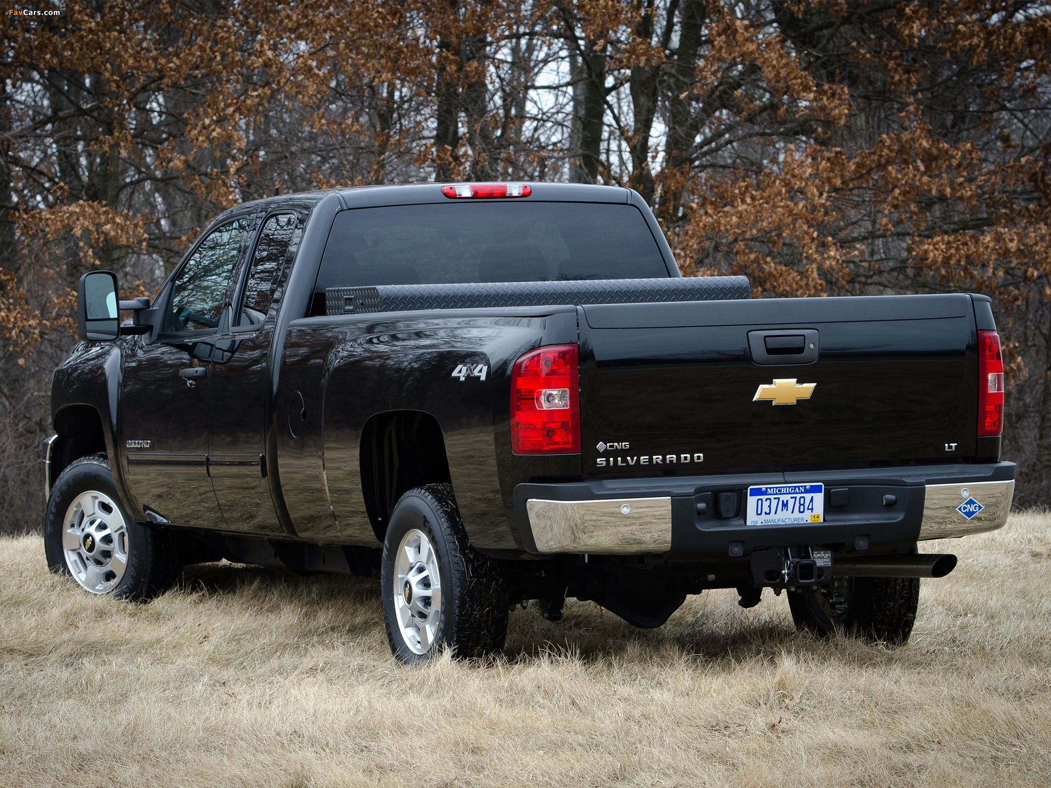 Chevrolet Silverado 2500 HD CNG Extended Cab 2012–13 images (2048 x 1536)