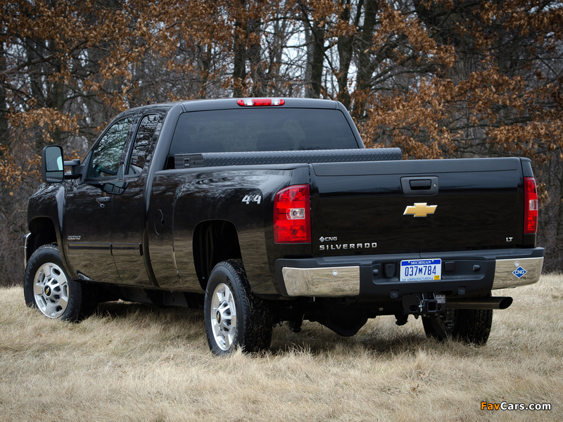 Chevrolet Silverado 2500 HD CNG Extended Cab 2012–13 images (800 x 600)