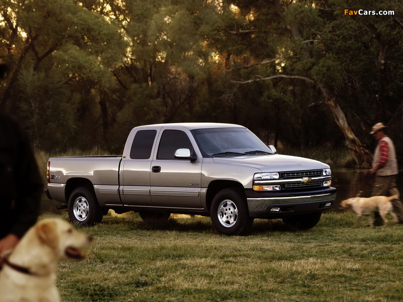 Images of Chevrolet Silverado Z71 Extended Cab 1999–2002 (800 x 600)