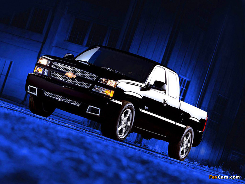 Images of Chevrolet Silverado SS Extended Cab 2002–07 (800 x 600)