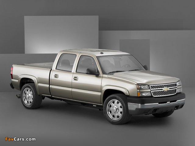 Images of Chevrolet Silverado Performance Diesel Concept 2004 (640 x 480)