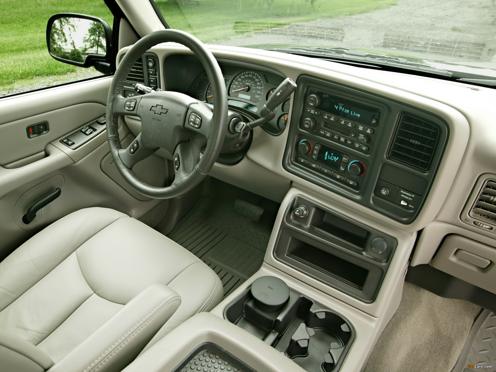 Images of Chevrolet Silverado Hybrid Extended Cab 2004–07 (2048 x 1536)