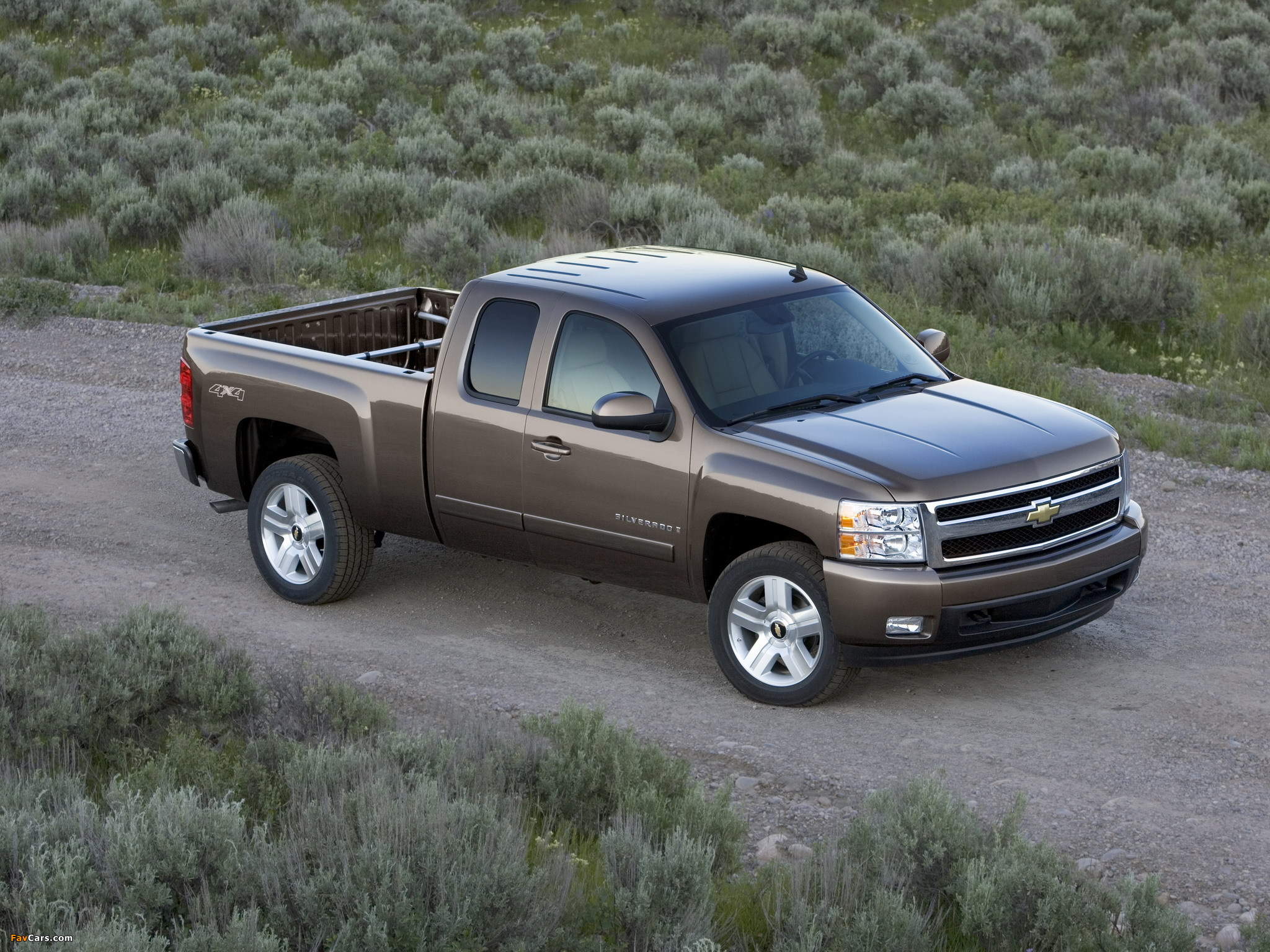 Images of Chevrolet Silverado Extended Cab 2007–13 (2048 x 1536)